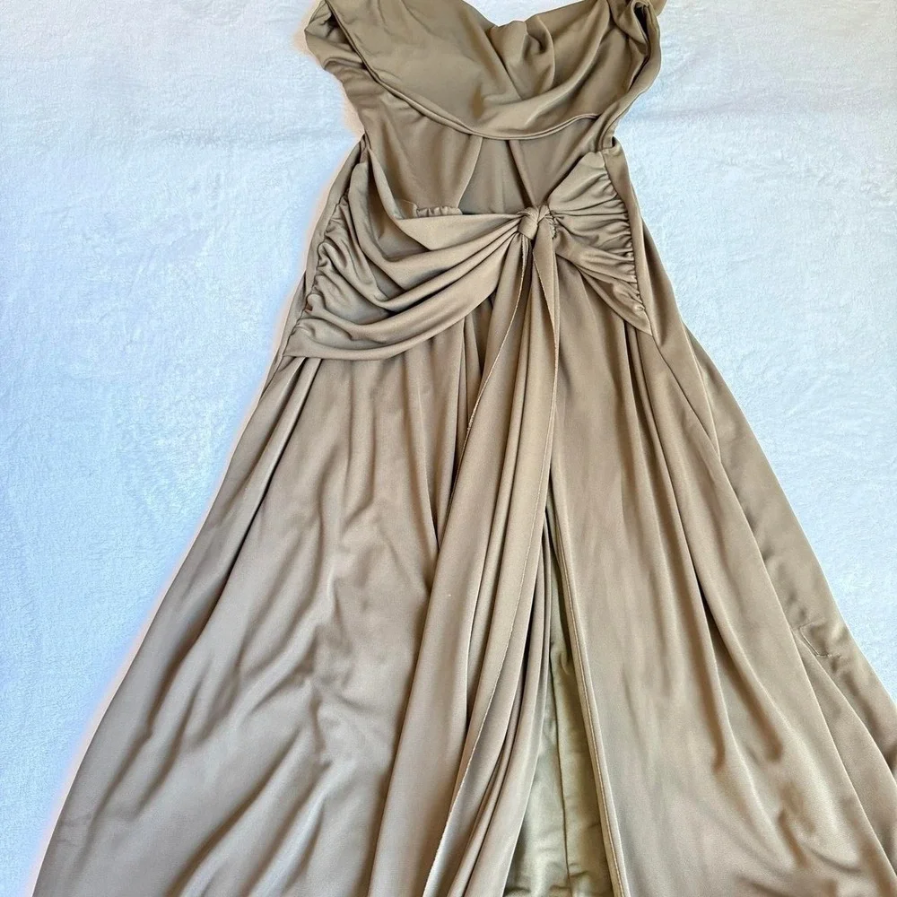 Club L London Olive Plunge-Neck Maxi Dress With Knot-Detail And Open-Back